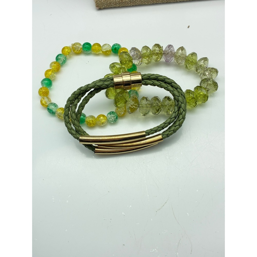 Green Gold Tone Braided Magnetic Clasp Crackle Bead Stretch Bracelet Lot of 3